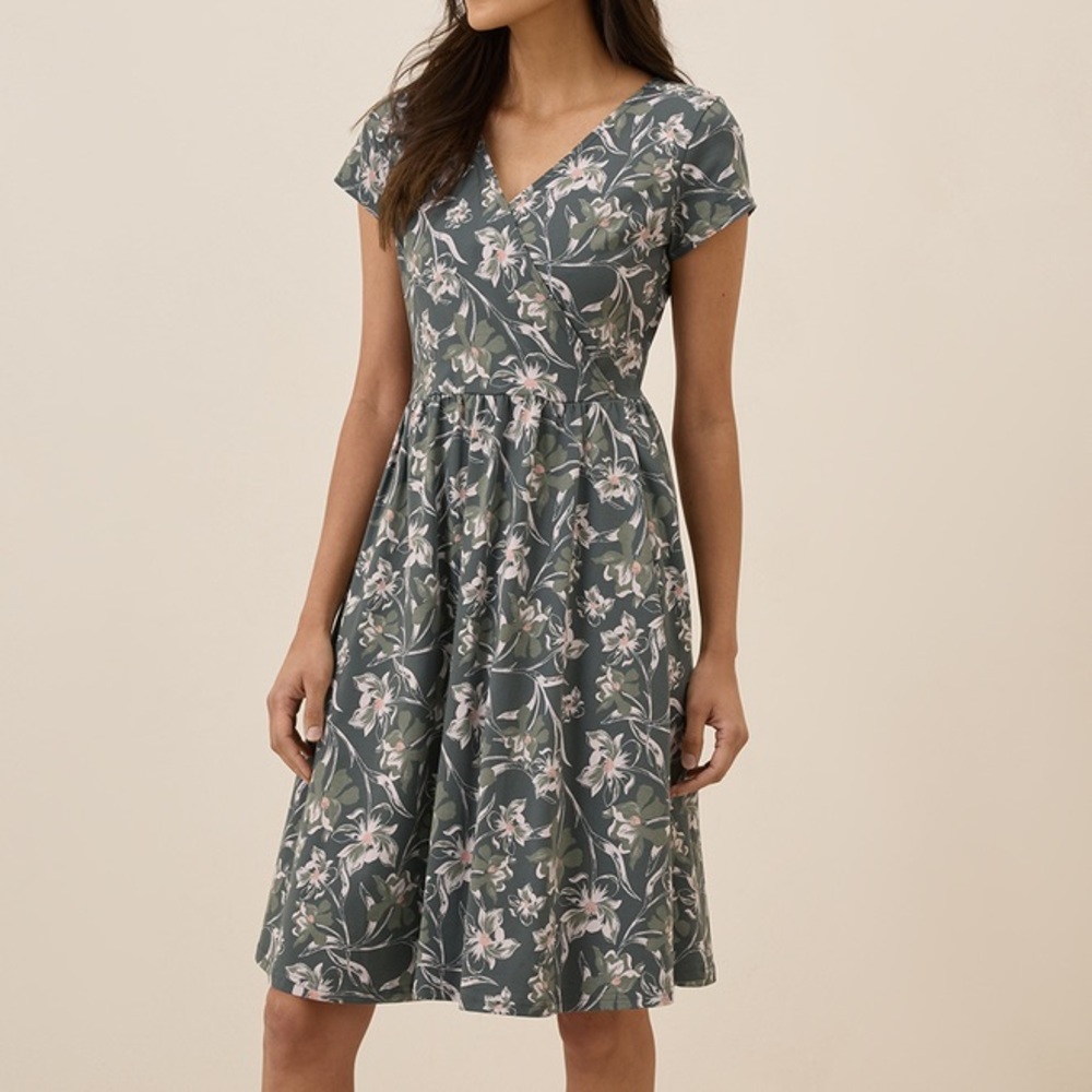 Pact Organic Fit&Flare Crossover Dress